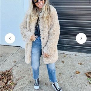 Ascot + Hart Winnie Coat